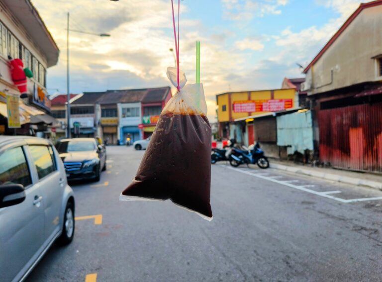 filter: 0; fileterIntensity: 0.0; filterMask: 0; captureOrientation: 0;
algolist: 0;
multi-frame: 1;
brp_mask:0;
brp_del_th:null;
brp_del_sen:null;
delta:null;
module: photo;hw-remosaic: false;touch: (0.0019440828, 0.11423611);sceneMode: 8;cct_value: 0;AI_Scene: (-1, -1);aec_lux: 0.0;aec_lux_index: 0;albedo:  ;confidence:  ;motionLevel: -1;weatherinfo: weather?null, icon:null, weatherInfo:100;temperature: 39;